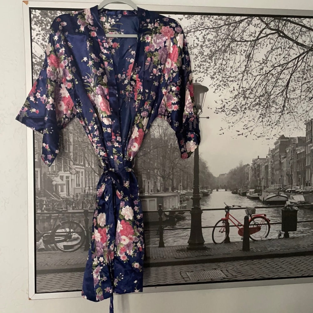Bride/bridesmaid robe